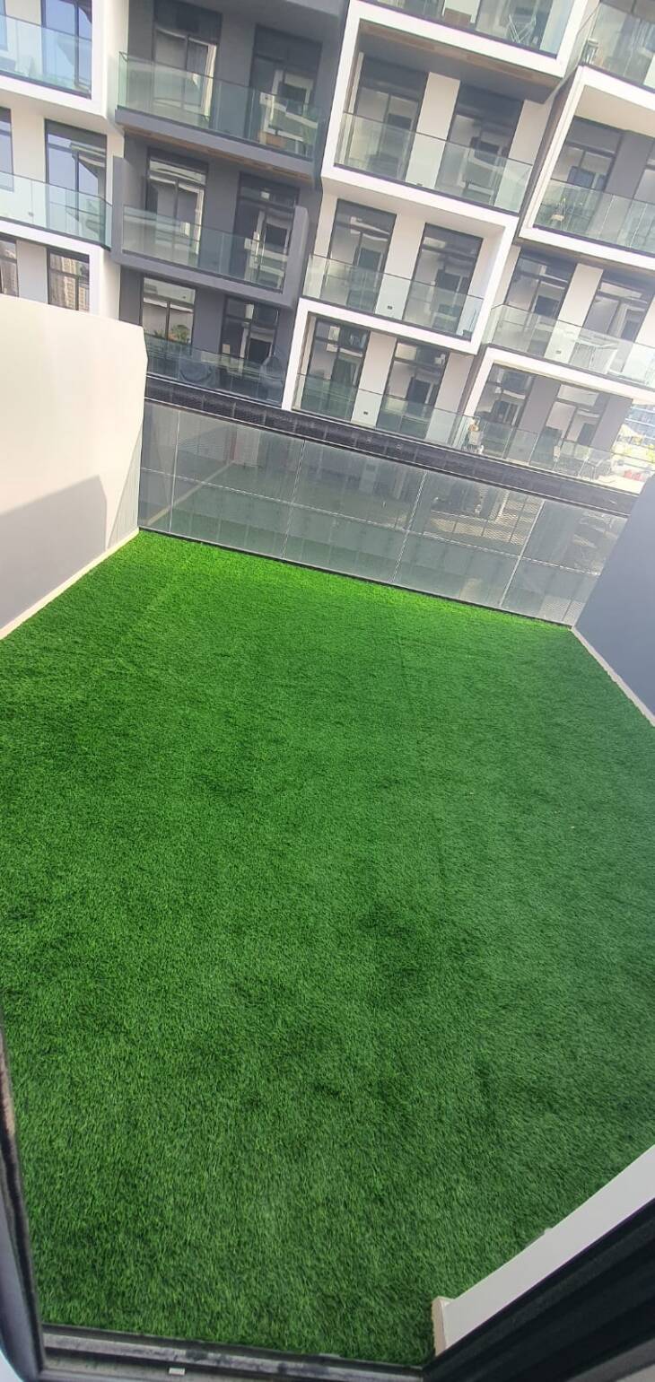 Soft Grass Carpet - Image 2